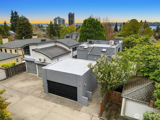 1419 McGilvra Boulevard E, Seattle, WA 98112