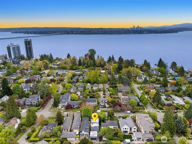 1419 McGilvra Boulevard E, Seattle, WA 98112