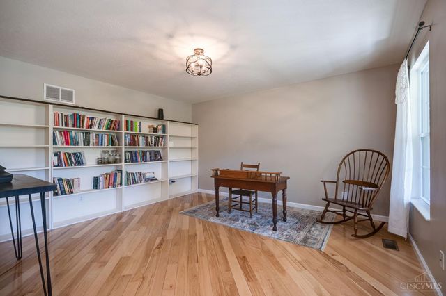 8109 Zoar Road, Hamilton Twp, OH 45152