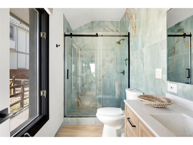 122 Loveland Way, Golden, CO 80401