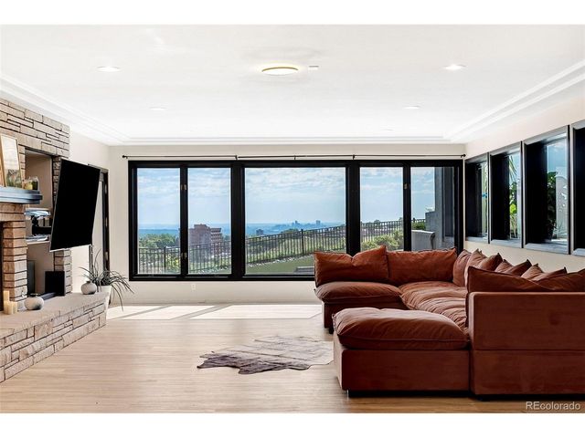 122 Loveland Way, Golden, CO 80401