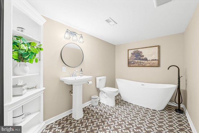 94 GEORGE THOMAS DR, Frederick, MD 21702