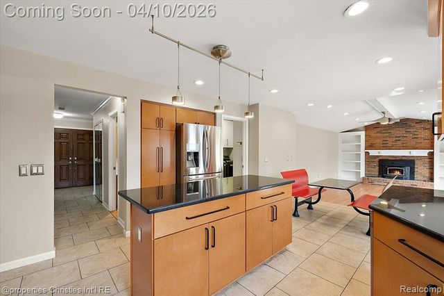 47269 S Chigwidden Drive, Northville, MI 48167