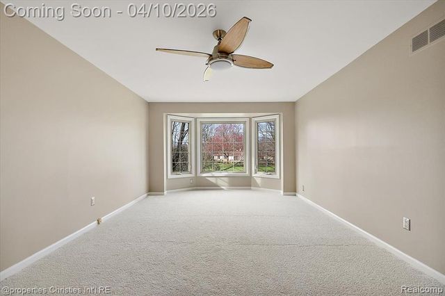 47269 S Chigwidden Drive, Northville, MI 48167