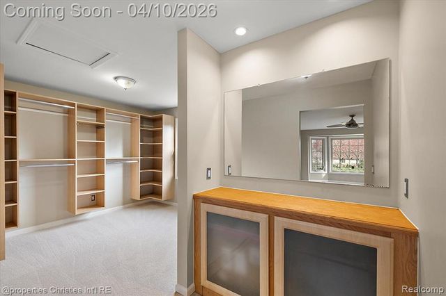 47269 S Chigwidden Drive, Northville, MI 48167