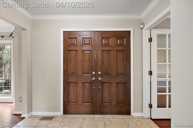 47269 S Chigwidden Drive, Northville, MI 48167