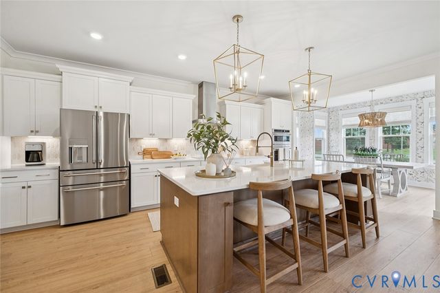 18549 Cove Creek Dr, Moseley, VA 23120