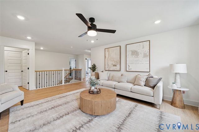 18549 Cove Creek Dr, Moseley, VA 23120