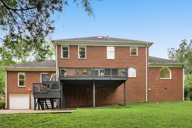 9318 Navaho Dr, Brentwood, TN 37027