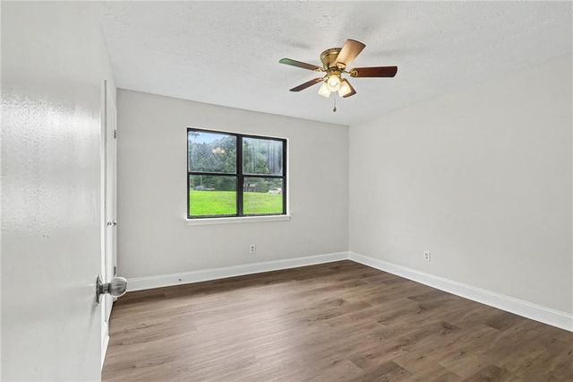3210 Grand Central Drive, Snellville, GA 30078