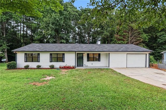 3210 Grand Central Drive, Snellville, GA 30078