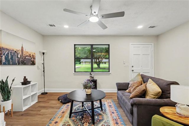 3210 Grand Central Drive, Snellville, GA 30078