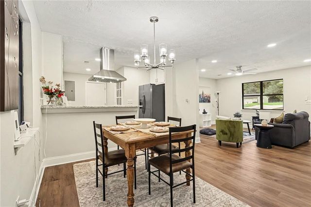 3210 Grand Central Drive, Snellville, GA 30078