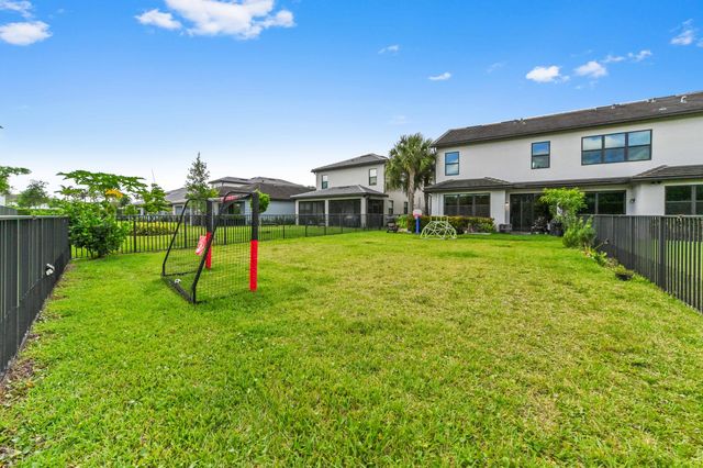 2343 Rollingwood Court, Oakland Park, FL 33309