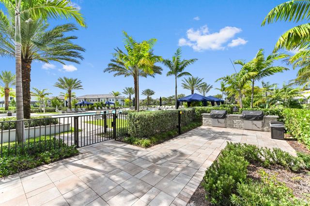 2343 Rollingwood Court, Oakland Park, FL 33309