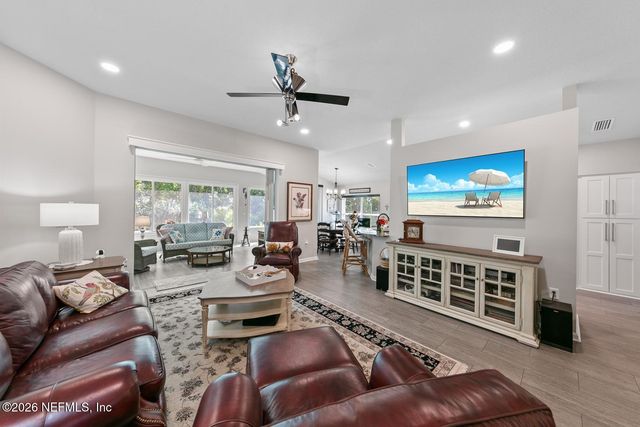 9239 SUNRISE BREEZE Circle, Jacksonville, FL 32256