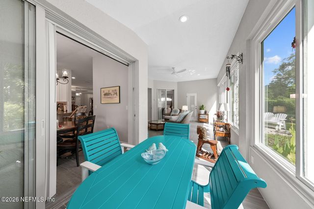 9239 SUNRISE BREEZE Circle, Jacksonville, FL 32256