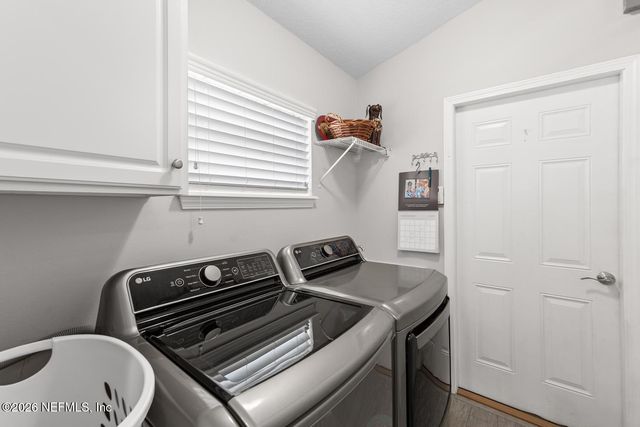 9239 SUNRISE BREEZE Circle, Jacksonville, FL 32256