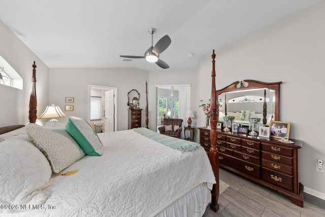 9239 SUNRISE BREEZE Circle, Jacksonville, FL 32256