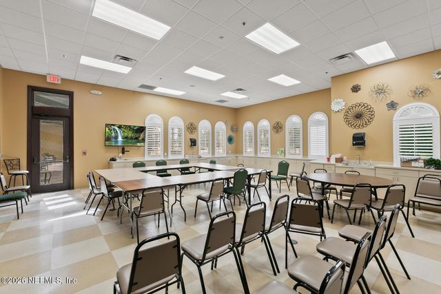 9239 SUNRISE BREEZE Circle, Jacksonville, FL 32256