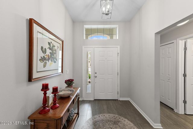 9239 SUNRISE BREEZE Circle, Jacksonville, FL 32256