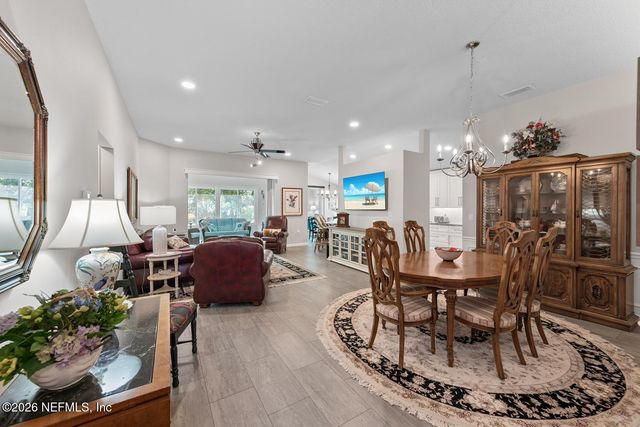 9239 SUNRISE BREEZE Circle, Jacksonville, FL 32256
