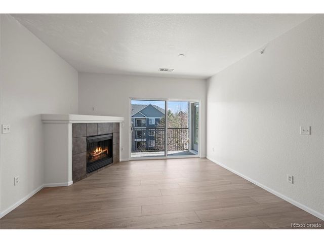 4451 S Ammons St 4-301, Littleton, CO 80123