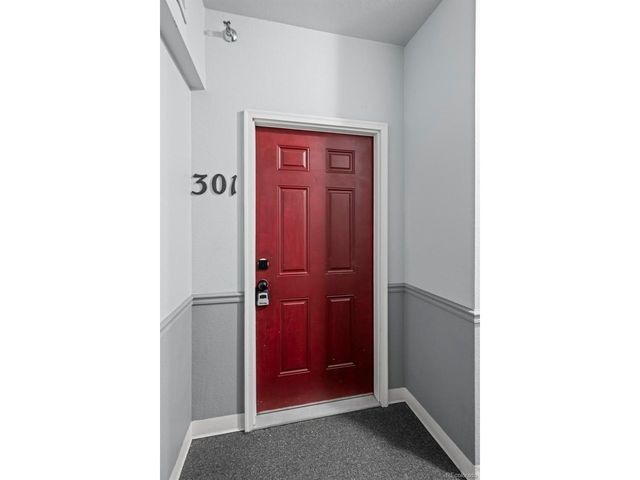 4451 S Ammons St 4-301, Littleton, CO 80123