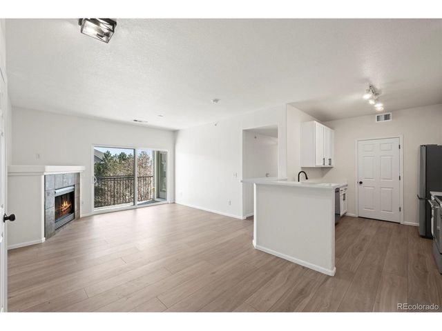 4451 S Ammons St 4-301, Littleton, CO 80123