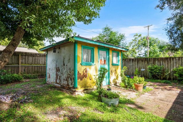 1840 N POWERS DRIVE, Orlando, FL 32818
