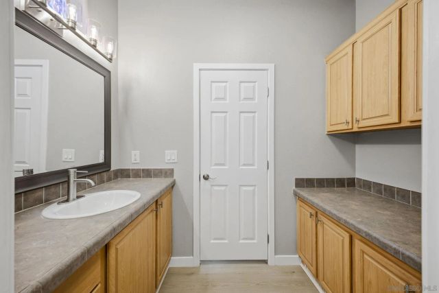 450 E Bradley 68, El Cajon, CA 92021