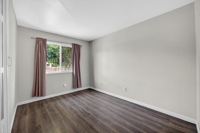 8837 Aylesford Ln, Stockton, CA 95210