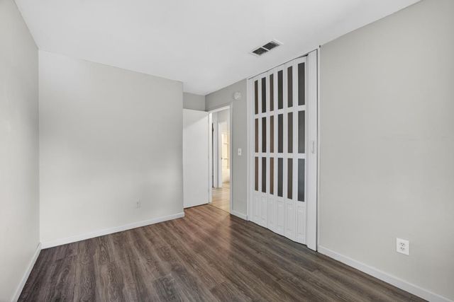 8837 Aylesford Ln, Stockton, CA 95210