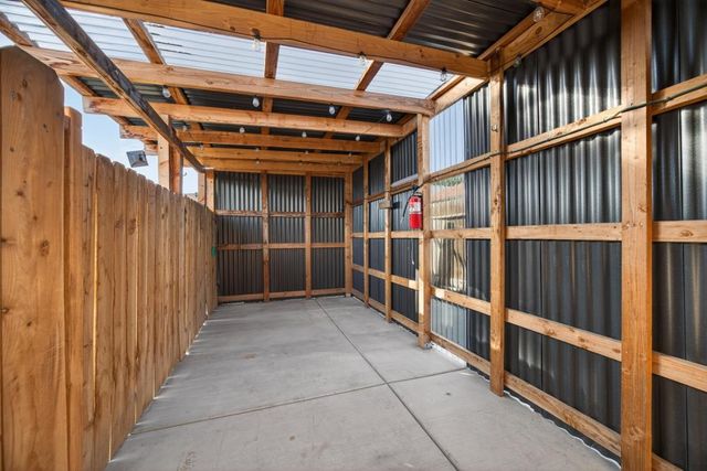 8837 Aylesford Ln, Stockton, CA 95210