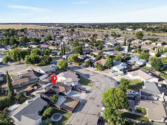 8837 Aylesford Ln, Stockton, CA 95210
