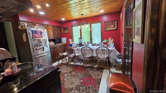 40 Barton Road, Liberty, NY 12754