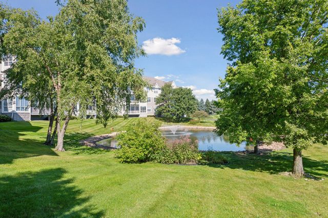 100 Clydesdale Trail 226, Medina, MN 55340