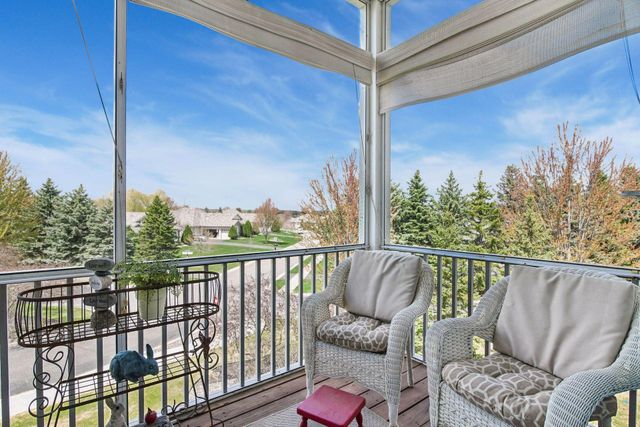 100 Clydesdale Trail 226, Medina, MN 55340
