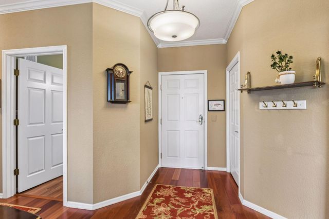 100 Clydesdale Trail 226, Medina, MN 55340