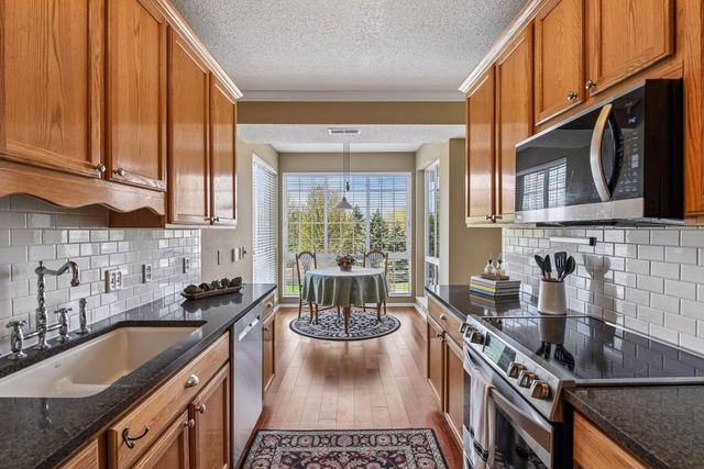 100 Clydesdale Trail 226, Medina, MN 55340