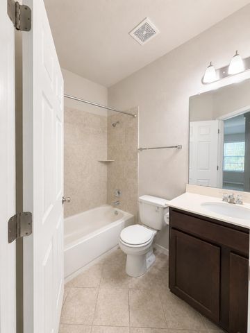 187 Limerick RD, Buda, TX 78610