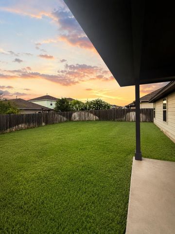 187 Limerick RD, Buda, TX 78610