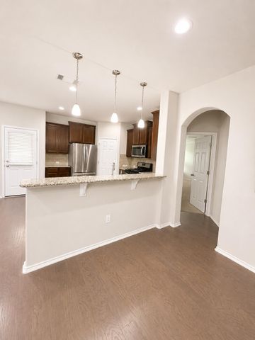 187 Limerick RD, Buda, TX 78610