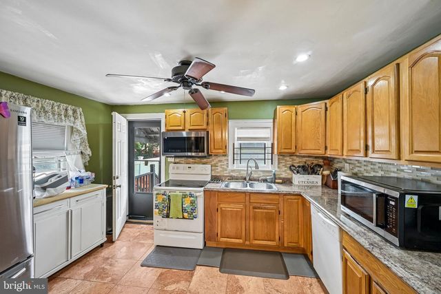 862 FAIRMOUNT AVE, Trenton, NJ 08629