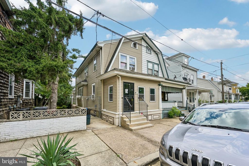 862 FAIRMOUNT AVE, Trenton, NJ 08629