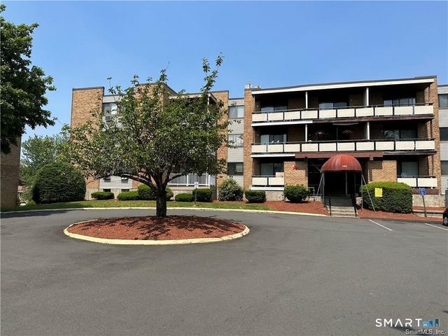 155 Bull Hill Lane 201, West Haven, CT 06516