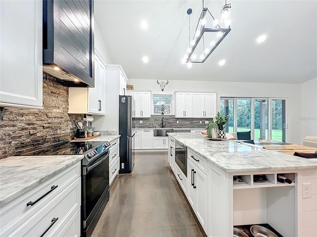 9903 NE 33RD AVENUE, Anthony, FL 32617