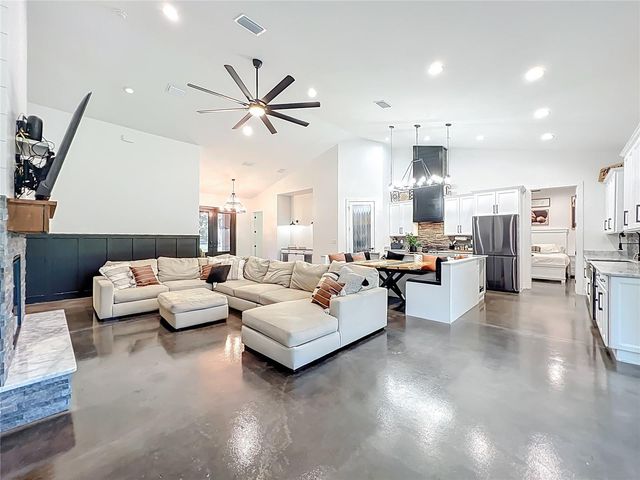 9903 NE 33RD AVENUE, Anthony, FL 32617