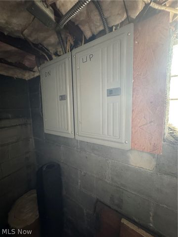 1363 Cranford Avenue, Lakewood, OH 44107