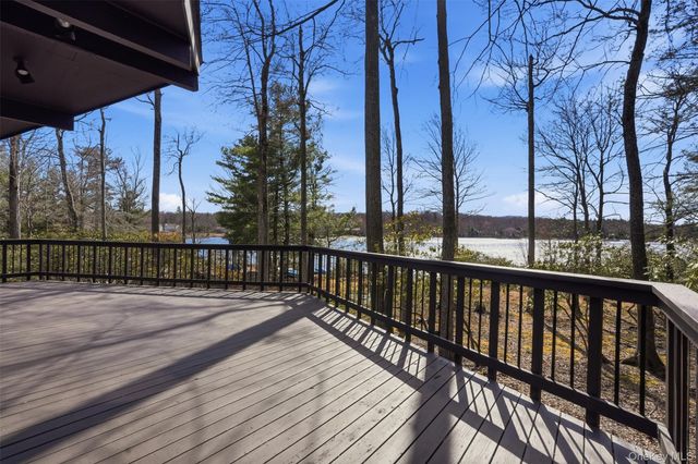 119 Lake Shore Drive W, Rock Hill, NY 12775